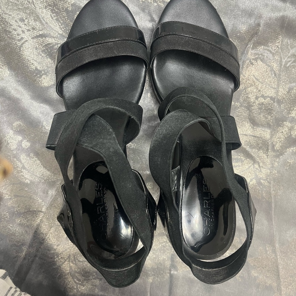 Charlies Black Sandals Sleek Comfortable Design